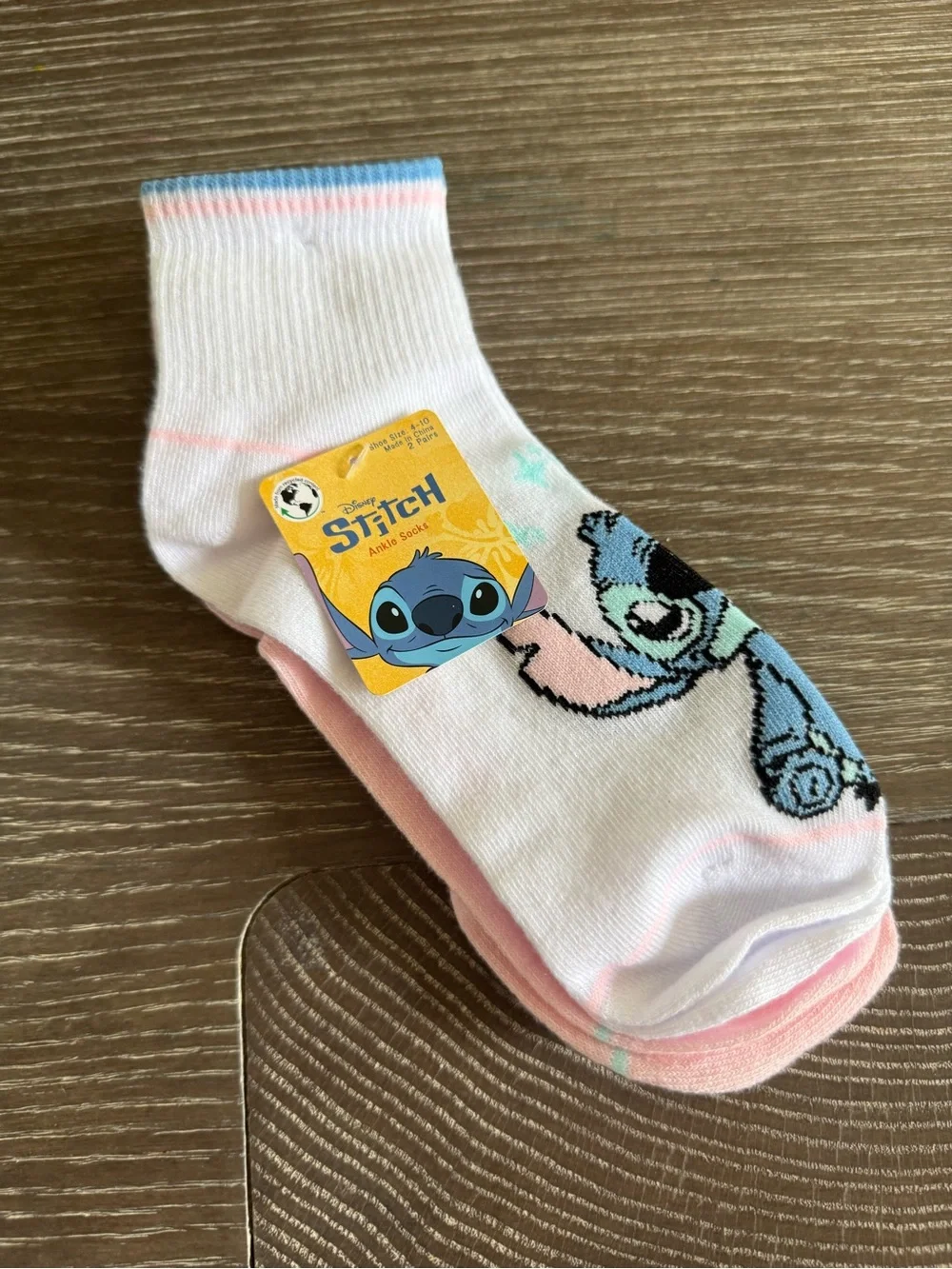 NWT Disney Lilo and Stitch Character mid-crew Socks 2 pairs